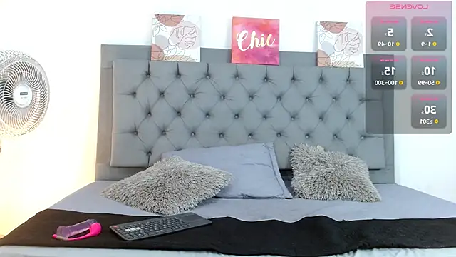 Snapshot of emmyy_lee chatting on May 2, 2026, 12:54 pm emmyy lee online show from May 2, 2026, 12:54 pm
