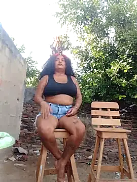 LisaPartys online show from April 19, 2026, 9:50 pm