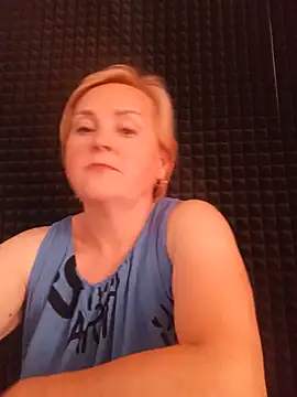 Snapshot of Svetlysvet chatting on June 27, 2026, 3:18 pm Svetlysvet online show from June 27, 2026, 3:18 pm