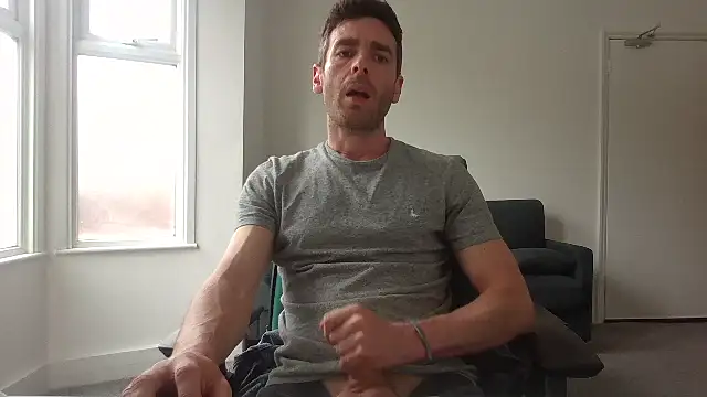 Snapshot of frenchbdmaninlondon chatting on June 3, 2026, 1:23 pm frenchbdmaninlondon online show from June 3, 2026, 1:23 pm