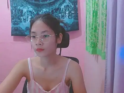 Snapshot of Sweetsexylady19 chatting on July 5, 2026, 5:25 am Sweetsexylady19 online show from July 5, 2026, 5:25 am