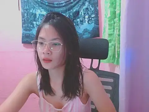 Snapshot of Sweetsexylady19 chatting on July 17, 2026, 4:32 am Sweetsexylady19 online show from July 17, 2026, 4:32 am