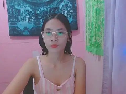 Snapshot of Sweetsexylady19 chatting on June 30, 2026, 5:51 am Sweetsexylady19 online show from June 30, 2026, 5:51 am