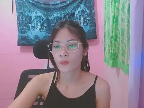 Snapshot of Sweetsexylady19 chatting on June 22, 2026, 5:48 am Sweetsexylady19 online show from June 22, 2026, 5:48 am