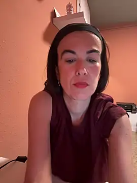 Snapshot of dulceflor25 chatting on May 5, 2026, 2:53 pm dulceflor25 online show from May 5, 2026, 2:53 pm