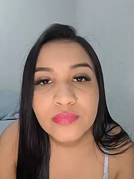 Snapshot of eline01 chatting on July 15, 2026, 11:34 pm eline01 online show from July 15, 2026, 11:34 pm