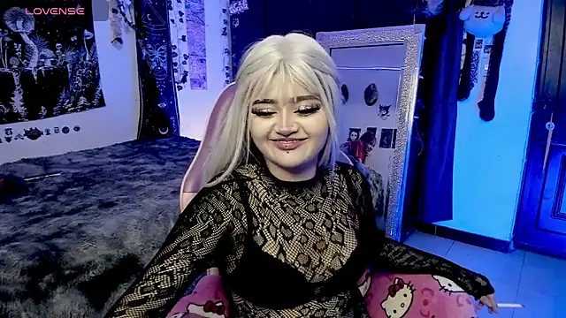 lya nekko  online show from June 15, 2026, 2:12 am