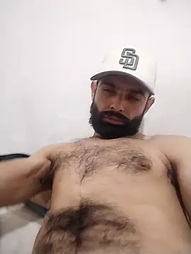 Snapshot of Barbas44420 chatting on May 10, 2026, 6:28 am Barbas44420 online show from May 10, 2026, 6:28 am