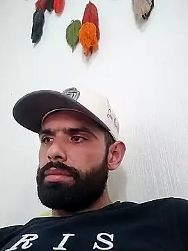 Snapshot of Barbas44420 chatting on May 4, 2026, 11:07 pm Barbas44420 online show from May 4, 2026, 11:07 pm