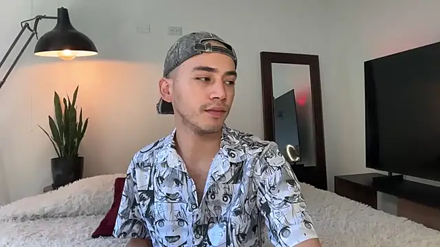 Noah and Steven online show from July 28, 2026, 3:21 pm