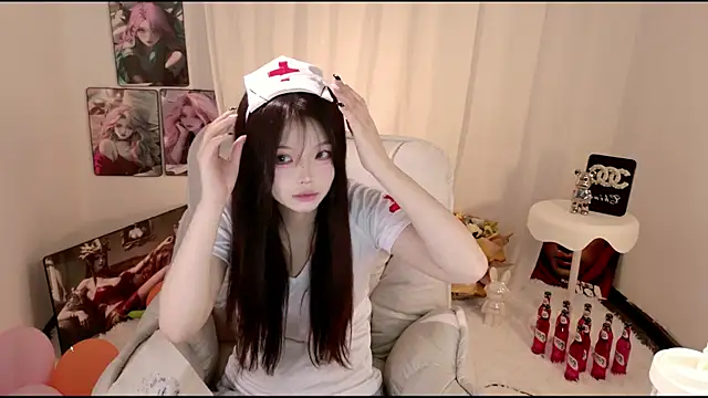 ChuYI-007 online show from May 18, 2026, 9:14 am