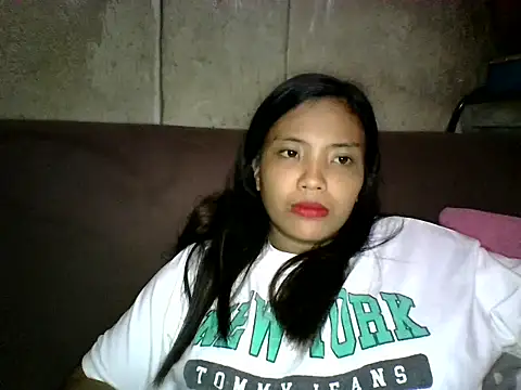 juicyredt online show from June 5, 2026, 12:33 pm