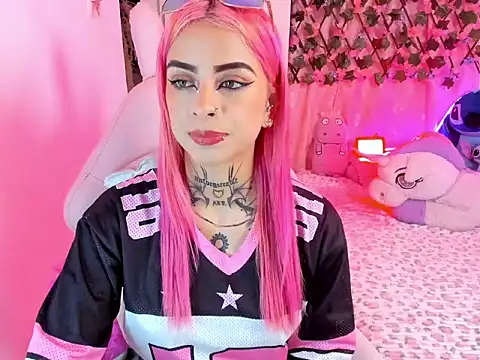 Megan Robertss online show from May 24, 2026, 8:31 pm
