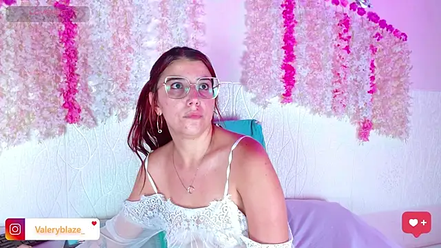 Snapshot of ValeryBlaze_ chatting on June 11, 2026, 7:00 pm ValeryBlaze online show from June 11, 2026, 7:00 pm