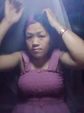 Snapshot of velira- chatting on May 15, 2026, 2:48 pm velira- online show from May 15, 2026, 2:48 pm