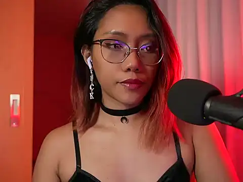 Snapshot of VexaNyx chatting on June 12, 2026, 12:03 pm VexaNyx online show from June 12, 2026, 12:03 pm