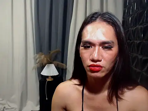 Snapshot of Queen_Haliyah chatting on May 15, 2026, 11:25 pm Queen Haliyah online show from May 15, 2026, 11:25 pm