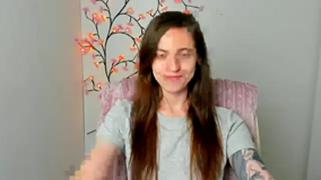 Luna Tantra online show from May 21, 2026, 12:46 pm