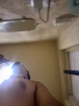 Santi2026  online show from April 20, 2026, 2:07 pm