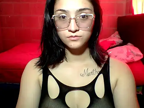 Nerina Merlot online show from April 20, 2026, 3:13 pm