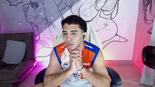 caius bigcock1 online show from May 30, 2026, 12:33 pm