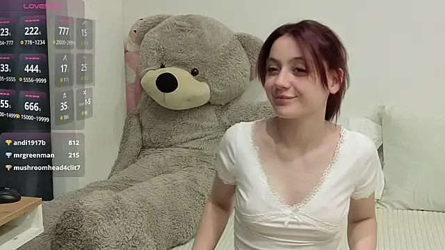 Nikagaze online show from May 7, 2026, 5:38 pm