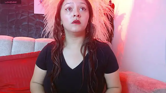 emily16092020 online show from May 28, 2026, 1:39 pm