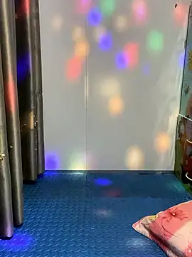 Ly-sexyy online show from April 22, 2026, 6:14 pm