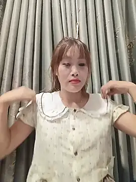 Ly-sexyy online show from May 26, 2026, 10:57 am