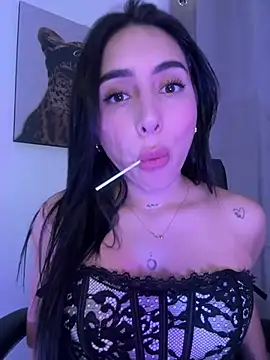 Snapshot of IsabellaNoir_ chatting on May 2, 2026, 9:31 pm IsabellaNoir online show from May 2, 2026, 9:31 pm
