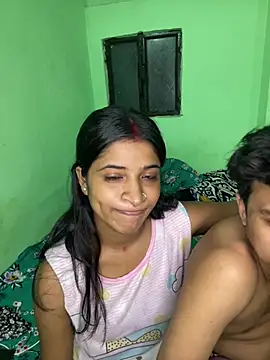 hot-couple-0 online show from June 23, 2026, 6:06 pm