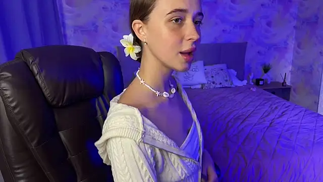 Tiana Belle online show from May 16, 2026, 1:04 am