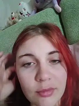 LoisFox online show from April 25, 2026, 1:41 pm