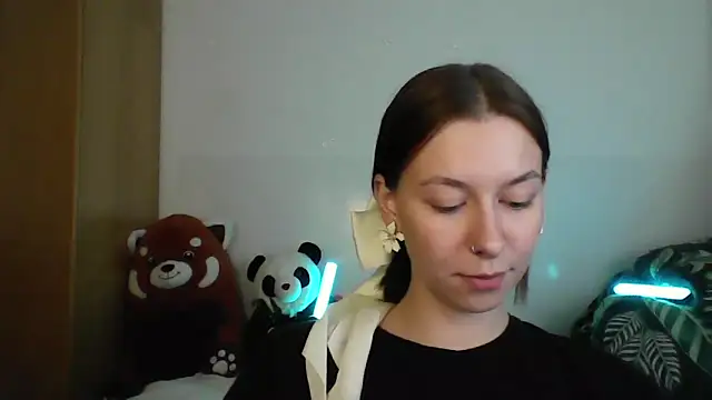 JuicyErika online show from May 2, 2026, 8:03 pm