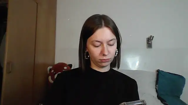 JuicyErika online show from April 30, 2026, 8:57 pm