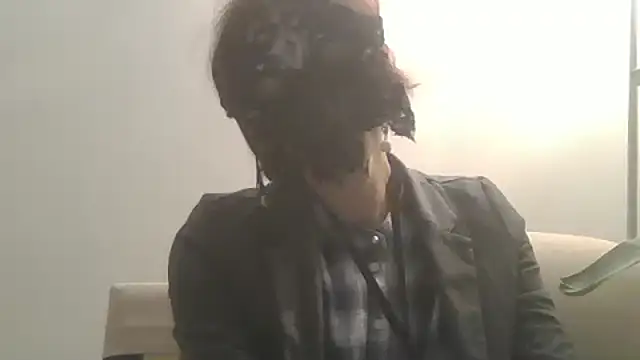 Snapshot of HelenTiAscolta chatting on May 5, 2026, 2:09 pm HelenTiAscolta online show from May 5, 2026, 2:09 pm
