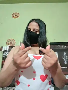 Snapshot of Priya_9945 chatting on July 12, 2026, 1:23 pm Priya 9945 online show from July 12, 2026, 1:23 pm
