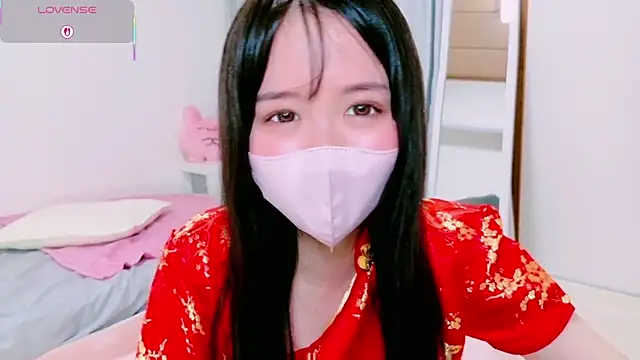 mayu chan  online show from May 15, 2026, 11:41 am