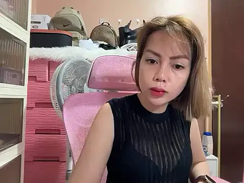 Snapshot of sweet_glam chatting on July 17, 2026, 8:00 am sweet glam online show from July 17, 2026, 8:00 am