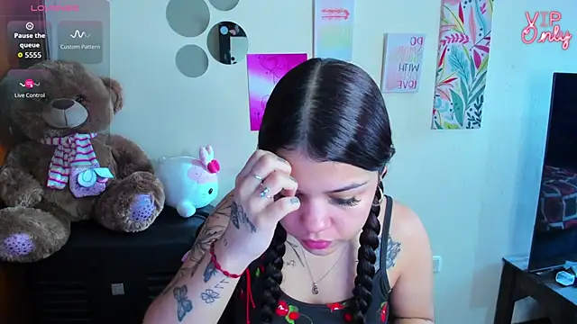 Snapshot of angelina_77 chatting on June 12, 2026, 3:10 pm angelina 77 online show from June 12, 2026, 3:10 pm