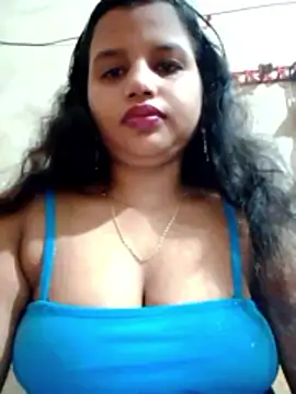 Snapshot of Nigar_Hatun chatting on May 4, 2026, 6:11 pm Nigar Hatun online show from May 4, 2026, 6:11 pm