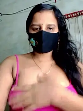 Snapshot of Nigar_Hatun chatting on April 26, 2026, 12:35 pm Nigar Hatun online show from April 26, 2026, 12:35 pm