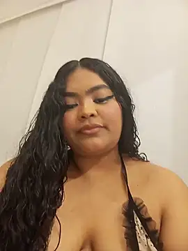 Snapshot of riley_dolly chatting on June 15, 2026, 12:22 am riley dolly online show from June 15, 2026, 12:22 am