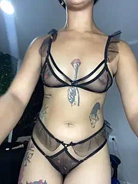 ValentinaLux Oficiall online show from June 1, 2026, 6:18 pm