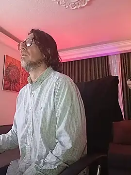 DaddyLolii online show from August 4, 2026, 11:09 pm