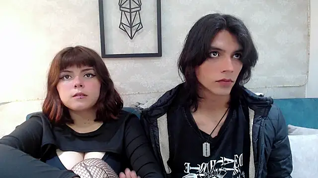 Snapshot of raven_n_matt chatting on April 28, 2026, 7:51 pm raven n matt online show from April 28, 2026, 7:51 pm