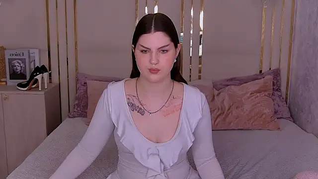 Snapshot of IvySimmons chatting on May 25, 2026, 3:50 am IvySimmons online show from May 25, 2026, 3:50 am