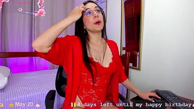 Elisabetta Amour online show from May 16, 2026, 10:14 am