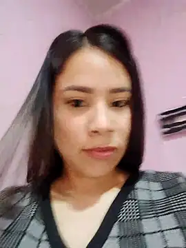 Nicol Alvarez1 online show from May 1, 2026, 9:20 pm