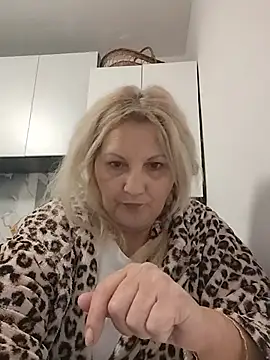 Divineblond online show from March 13, 2026, 12:26 am